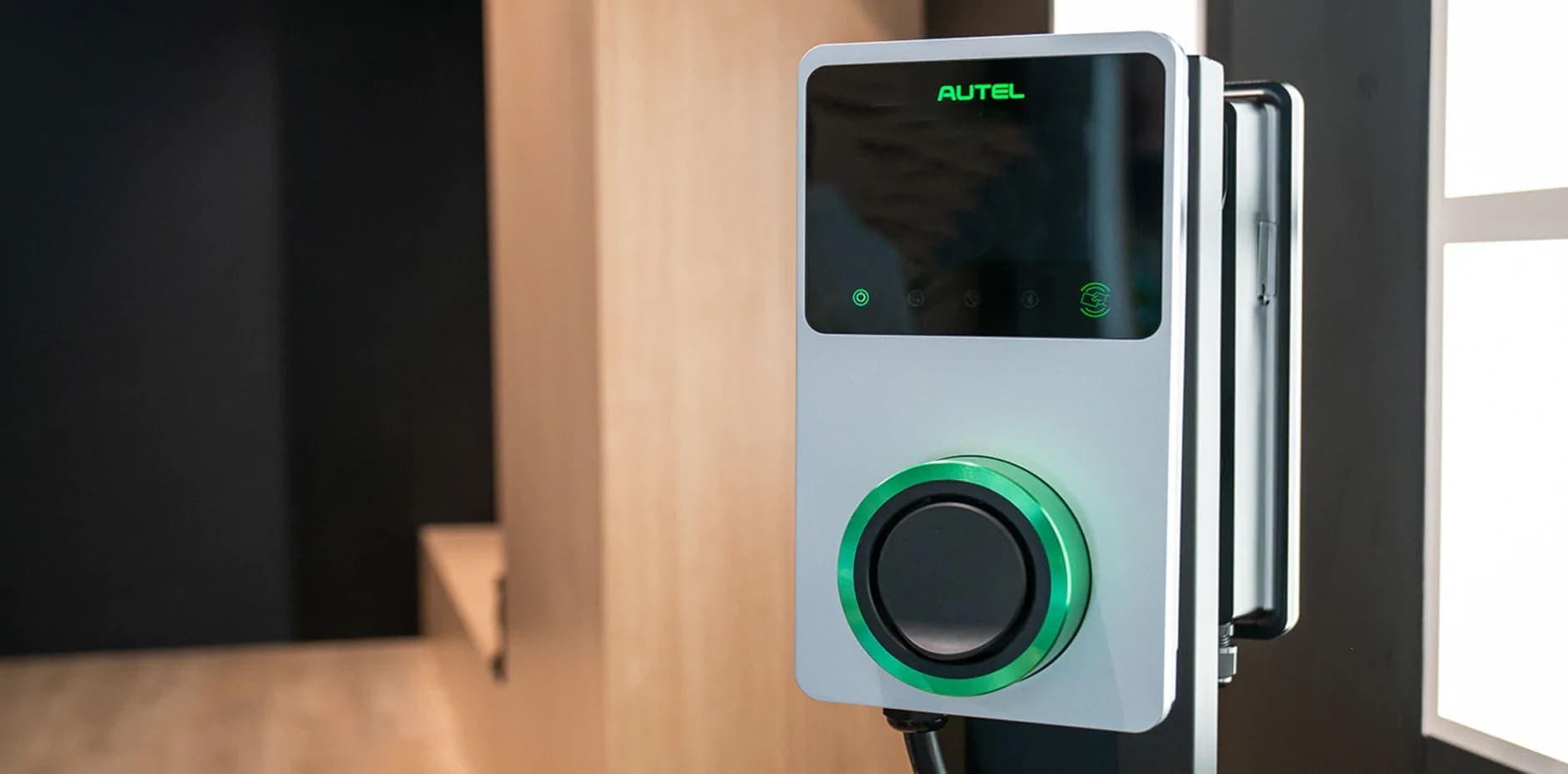 Autel MaxiCharger AC 22kW (Digital Screen) EV charger